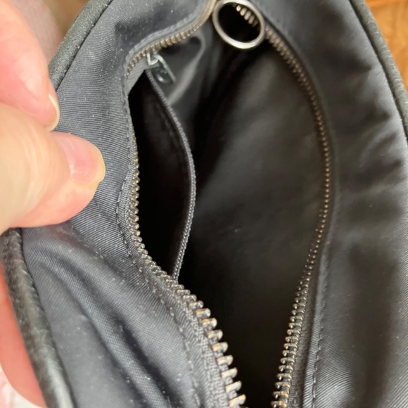 Lululemon Versatile 'Everywhere' Belt Bag - Picture 3 of 3